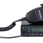 Radio Móvil Motorola DEM400 Digital 25W